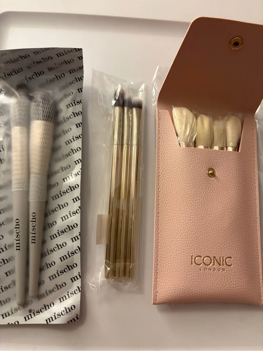 ICONIC London Pink & Gold Travel Brush Set
